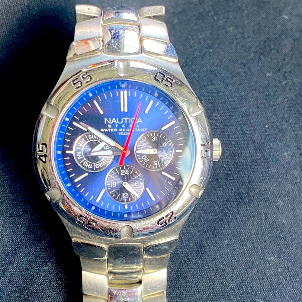Nautical men’s watch